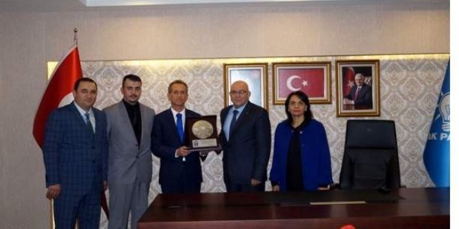 Esder’den Ak Parti İl Başkanlığı’na Ziyaret