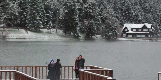 Beyaz Gelinliğini Giyen Gölcük Büyüledi