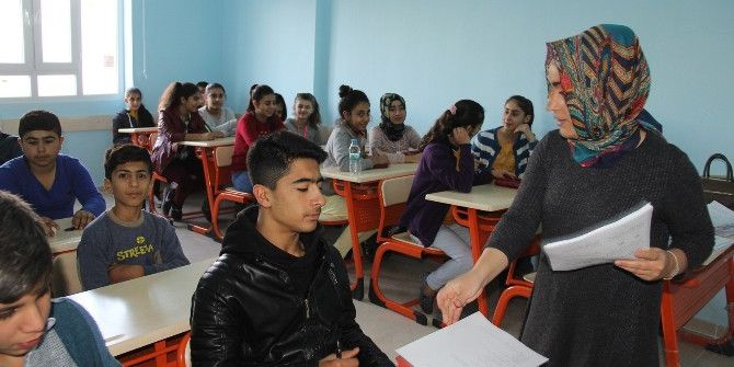 Eyyübiye Belediyesi Öğrencileri Teog’a Hazırlıyor