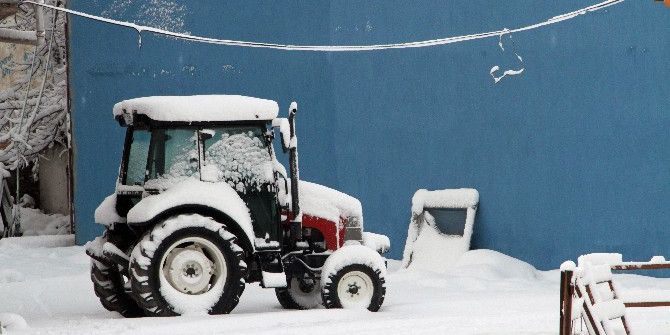 Ardahan’da Kar Yağışı Sonrası Kartpostallık Görüntüler