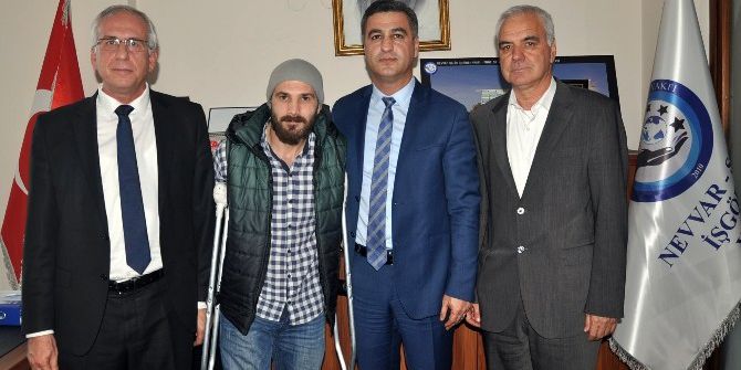 15 Temmuz Gazisinin Eğitim Masrafları Nevvar Salih İşgören Vakfı’ndan