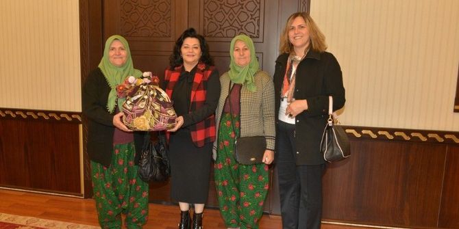 Kadın Girişimcilerden Vali Civelek’e Yöresel Ürün