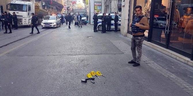 Beyoğlu’nda Silahlı Kavga: 2 Yaralı