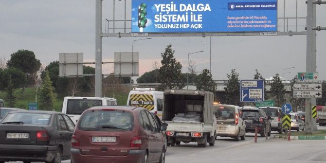 Bursa’da 65 Kavşağa Yeşil Dalga Sistemi