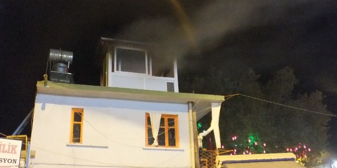 Anamur’da Süs Havuzunu Çalıştıran Merkezde Yangın