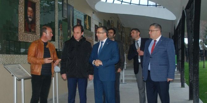 Tarih Şeridi’ne Ziyaret