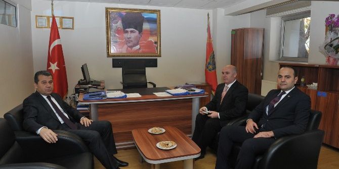 Eskişehir Valisi Azmi Çelik, "Zorda Kalmış İnsana Yardım Vicdani Bir Meseledir"