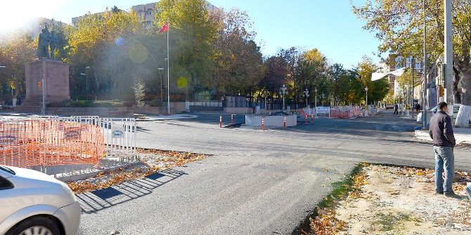 Kanalboyu Kavşağı Hizmete Girdi