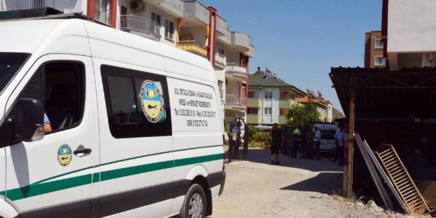 Polis Memuru Evinde Ölü Bulundu