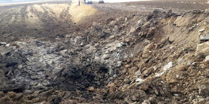 Çamura Saplanan Teröristler Bomba Yüklü Aracı İnfilak Ettirdi