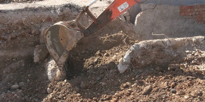 Silopi’ye Yeni Kanalizasyon Boruları Döşendi