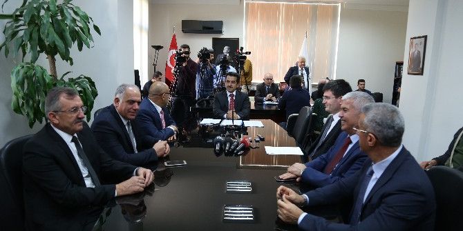 Konyaaltı Sahil Projesine Teklif Veren Olmadı