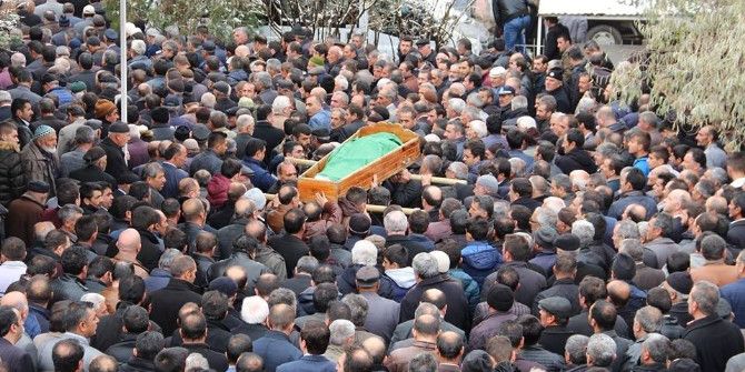 Muhtarın Ani Vefatı Narman’ı Yasa Boğdu