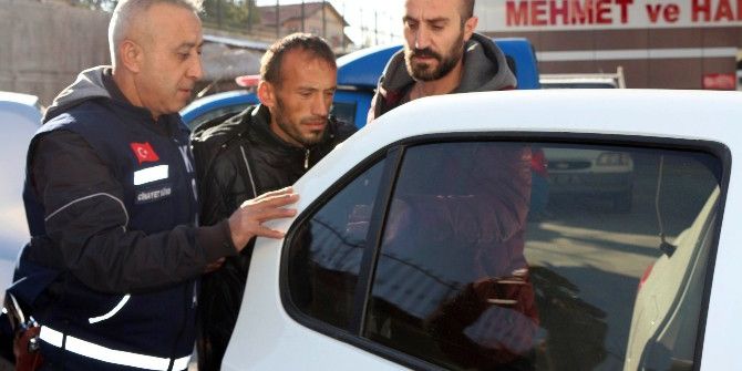 Eski Eşi Ve Kayınvalidesini Öldüren Zanlı Adliyeye Sevk Edildi