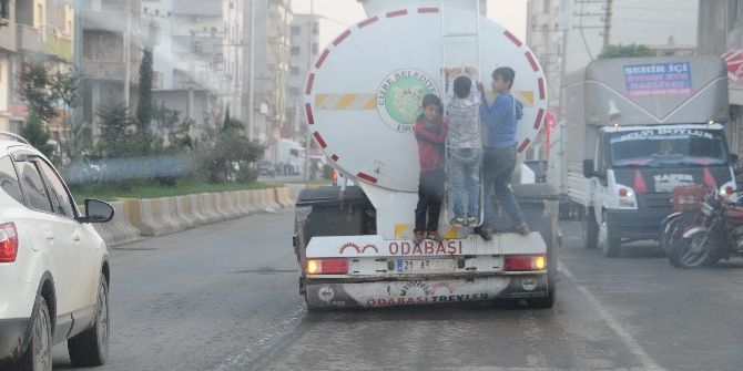 Cizre’de Çocukların Tehlikeli Oyunu