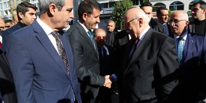 Eyyübiye Belediye Başkanı Mehmet Ekinci Bakan Avcı’ya Projelerini Anlattı