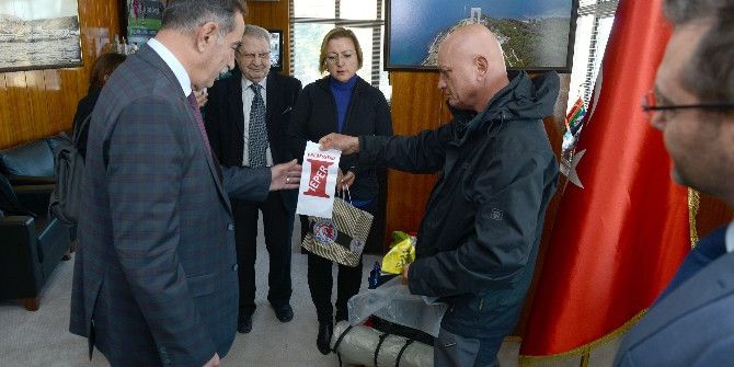 Savaşlara Dikkat Çekmek İçin Belçika’dan Gelibolu’ya 3 Bin 900 Kilometre Yürüdü