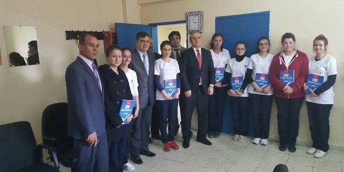 Pazaryeri İlçesinde 12’nci Sınıf Öğrencilerine Deneme Sınav Kitapçığı Dağıtıldı