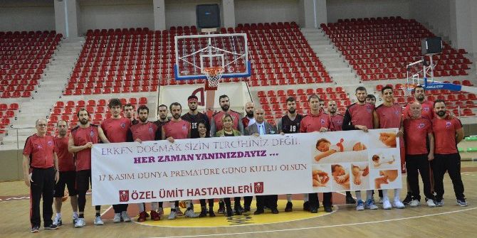 Nesine.com Eskişehir Basket Prematüre Çocuklar İçin Pankart Açtı