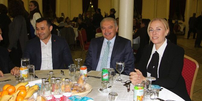 Başkan Yücel, İstanbul’da Alanyalılar Gecesine Katıldı