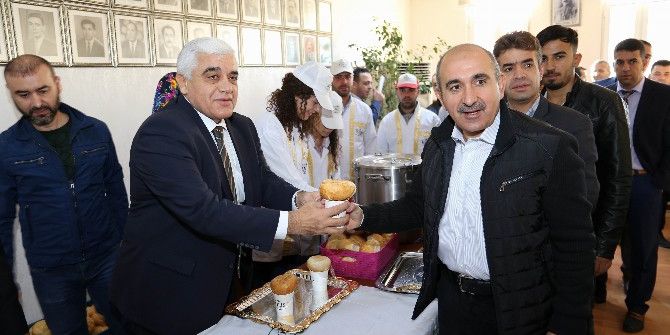 Belediye Personeline Çorba İkramı