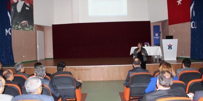 8. Sınıf Merkezi Ortak Sınavlar Bilgilendirme Toplantısı Yapıldı