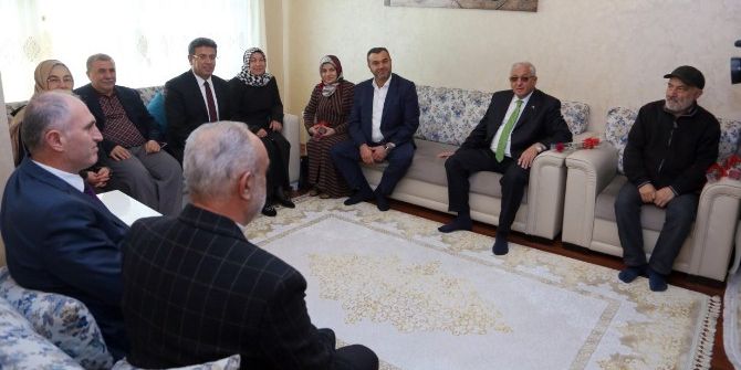 Başkan Karadeniz’den Dünya Komşular Günü’nde Anlamlı Ziyaret