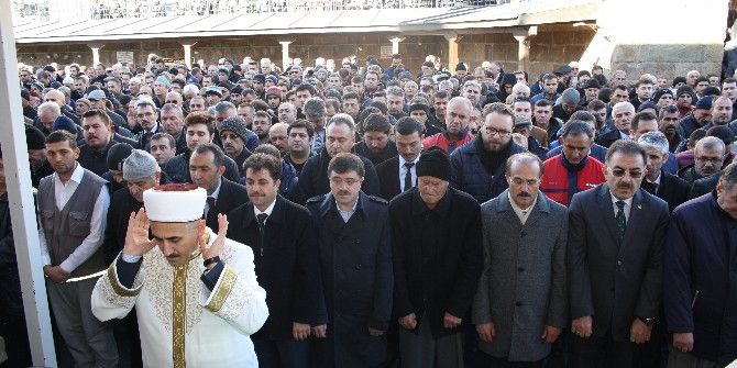 Metin Cihangir, Son Yolculuğuna Uğurlandı