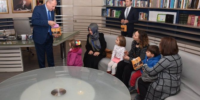 Minik Öğrenciler’den Başkan Keleş’e Ziyaret