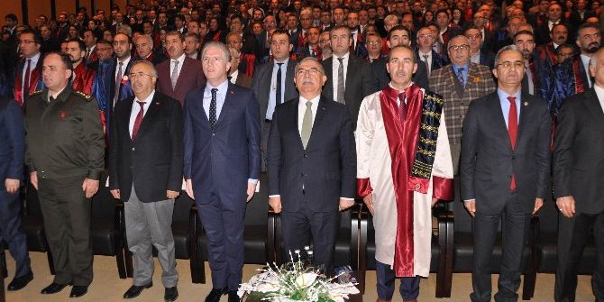 Milli Eğitim Bakanı İsmet Yılmaz: "Eğitimin Temeli Öğretmendir"