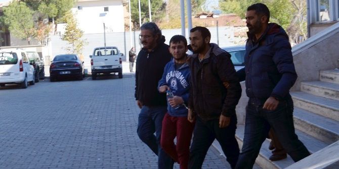 Uyuşturucu Satıcısı 3 Kişi Tutuklandı