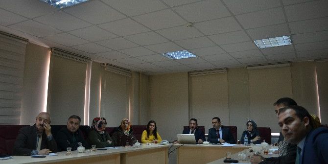 Aile Ve Sosyal Politikalar İl Müdürlüğü’nde Yönetimi Gözden Geçirme Toplantısı