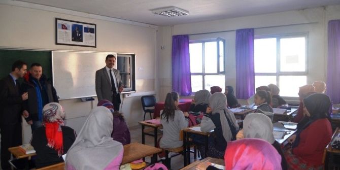 Aziziye Kaymakamı Zafer Öz’den Eğitim Kurumlarını Ziyaret