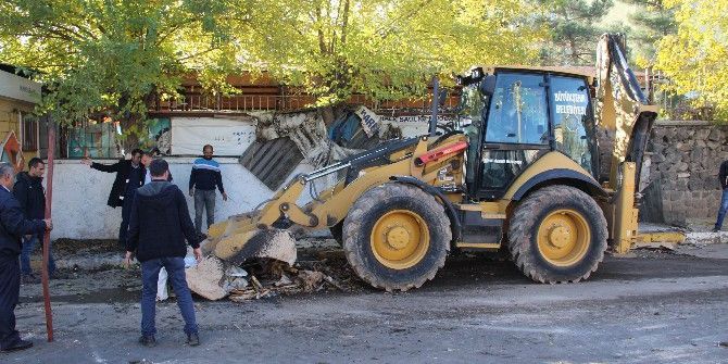 Hastane Çevresindeki Seyyar Tezgahlar Kaldırıldı