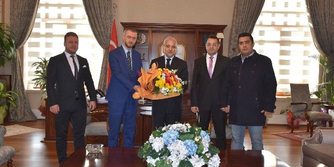 Vali Güvençer Gösterilen İlgiden Memnun