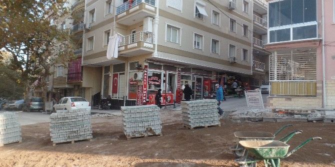 Vatandaşlardan Şehzadeler’e Yol Teşekkürü