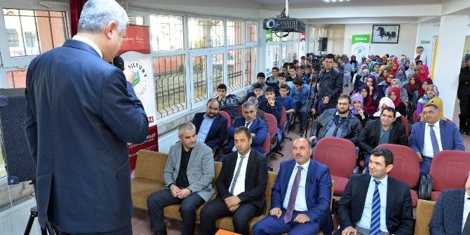 Yeşilyurt Belediye Başkanı Polat Gençlerle Bir Araya Geldi