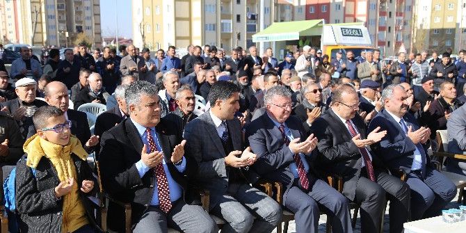 Ereğli’de Toki Şehit Ömer Halisdemir Camisi Hizmete Açıldı