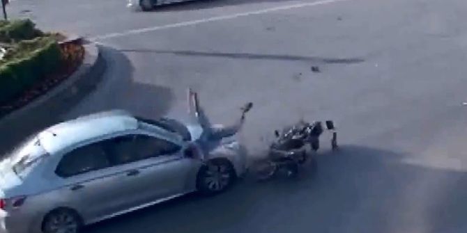 Motosikletlerdeki Dehşet Anları Mobese Kameralarında