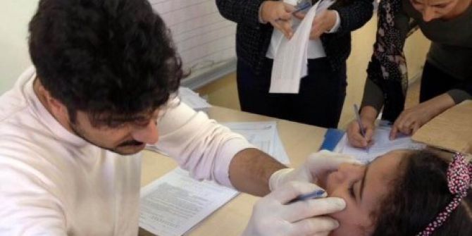 Öğrencilere Florür Vernik Uygulaması Yapıldı