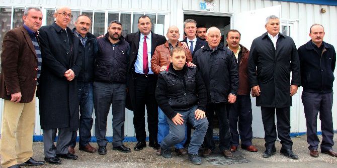 Çankaya Belediye Başkanı Taşdelen, Taksi Ve Dolmuş Duraklarında Çalışan Esnafın Sorunlarını Dinledi