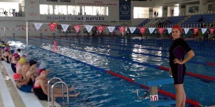 Yüzme Yaz Eğitimleri Devam Ediyor.