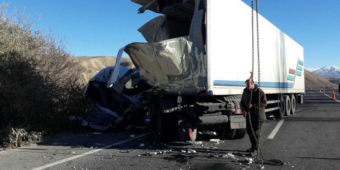 Malatya-kayseri Karayolunda Kaza: 1 Yaralı