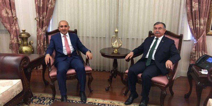 Belediye Başkanı Kara, Bakanlar İle Görüştü