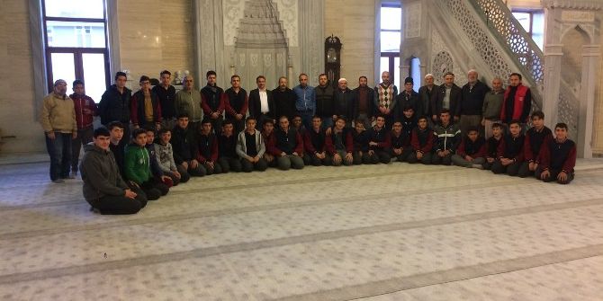 Kulalı Gençler Sabah Namazında Buluştu