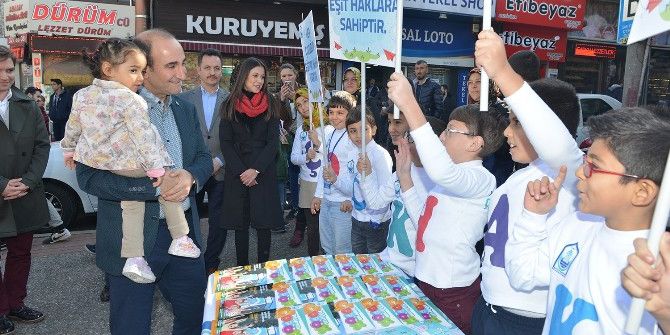 Yıldırım’ın Geleceği Çocukların Ellerinde Yükseliyor