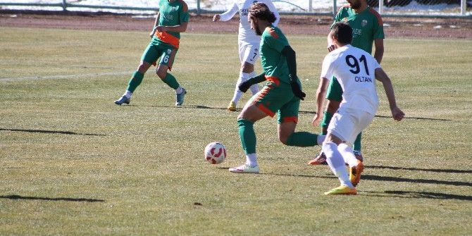 Bayburt, Evinde 1 Puanla Yetindi