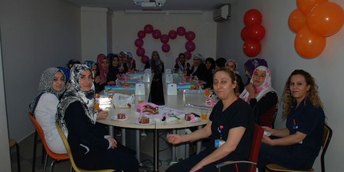 Lokman Hekim Hastanelerinde Dünya Prematüreler Günü Kutlandı