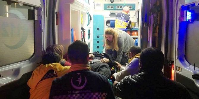 Otomobil Yayaya Çarptı: 1 Ölü