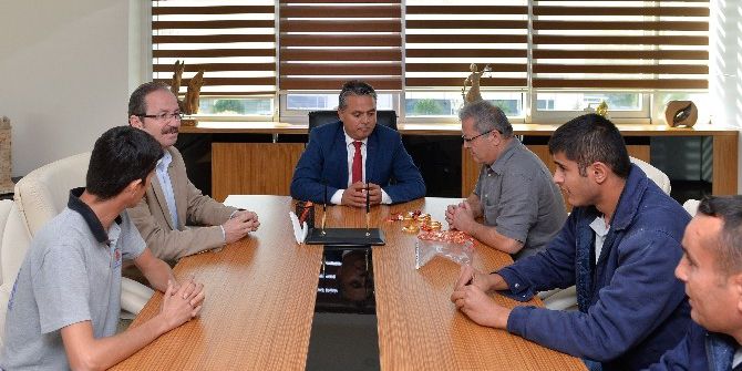 Muratpaşa Belediyesi Çalışanlarından Örnek Davranış